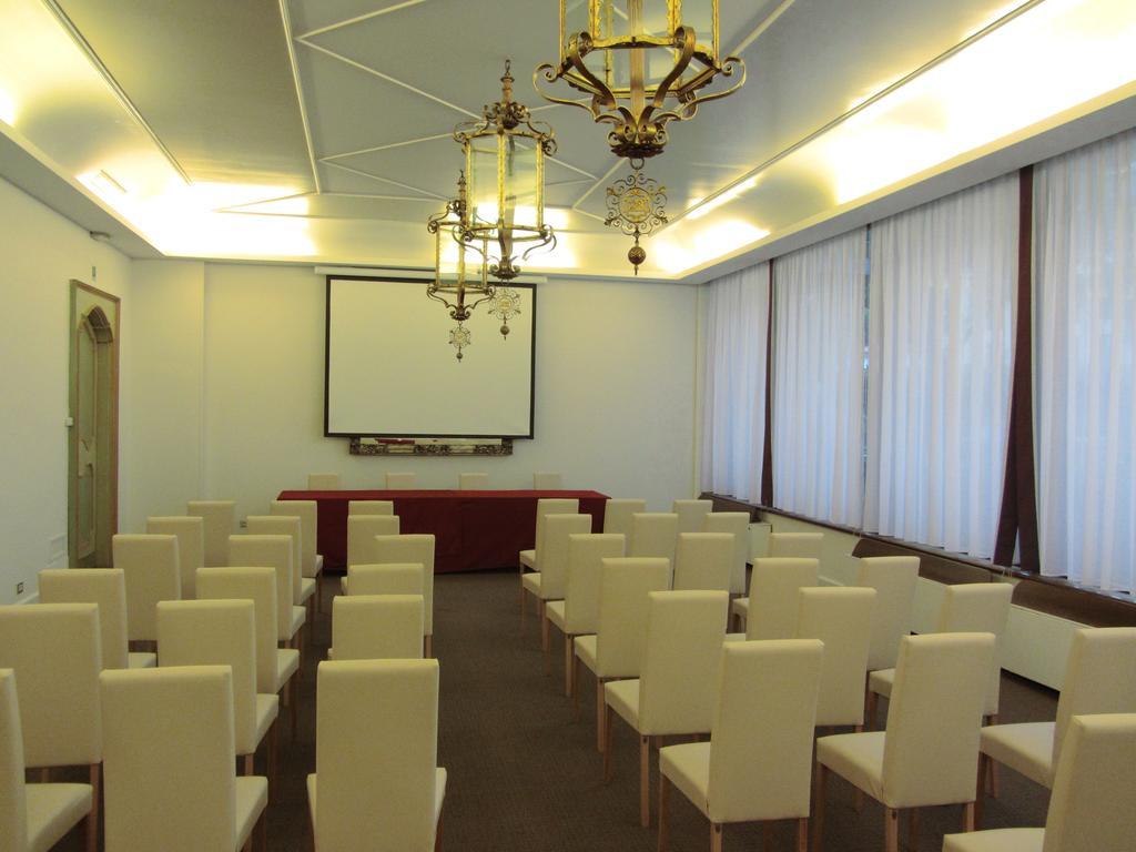 Blue Dream Hotel Monselice Bagian luar foto