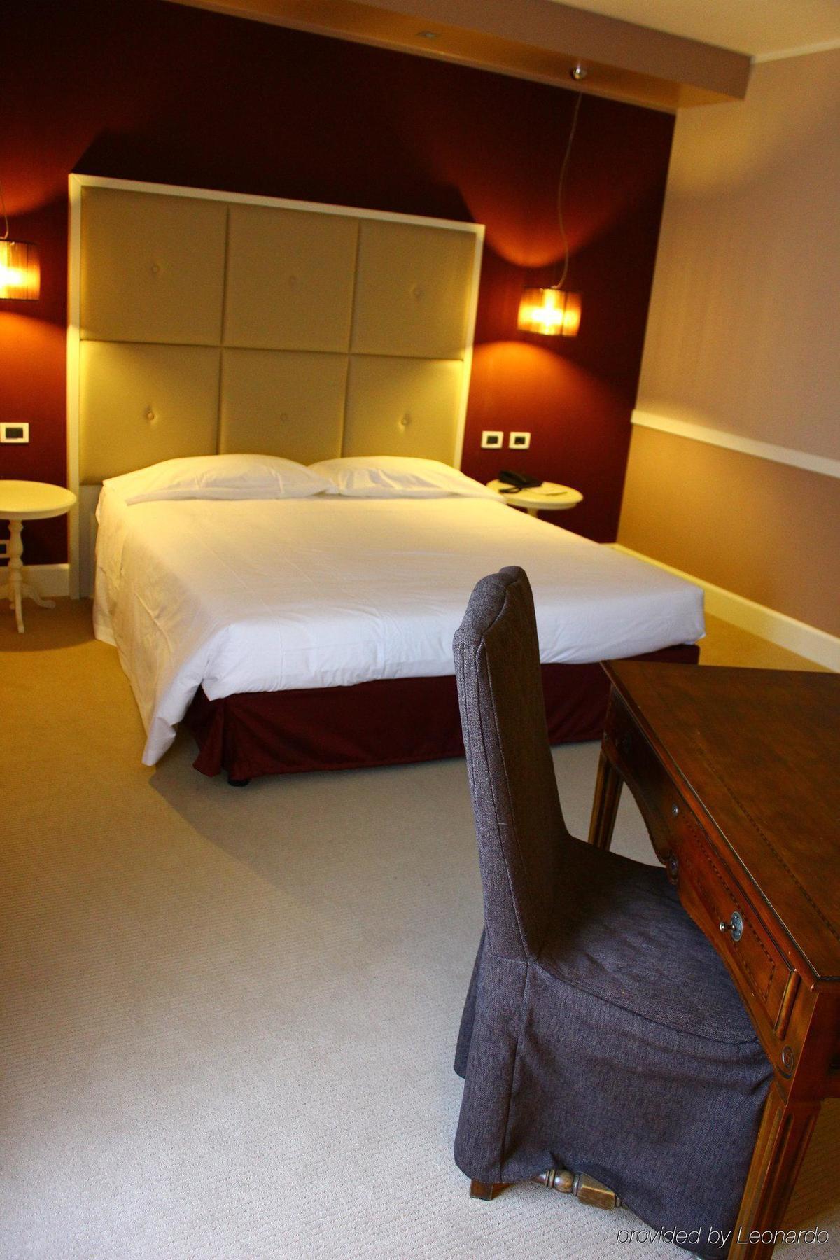 Blue Dream Hotel Monselice Bagian luar foto
