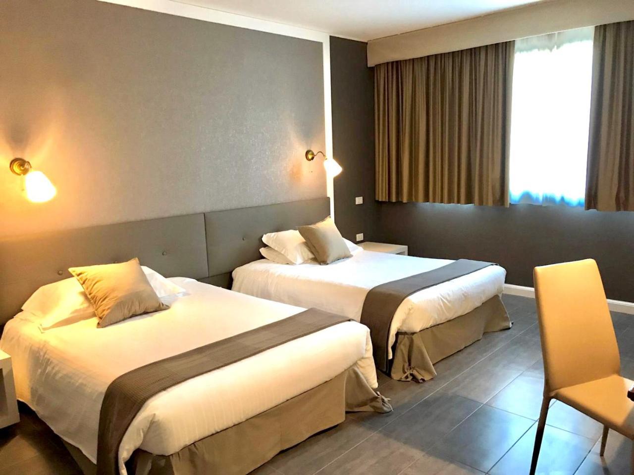 Blue Dream Hotel Monselice Bagian luar foto