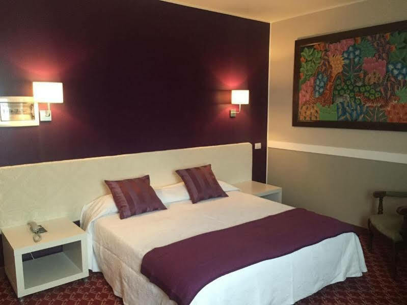 Blue Dream Hotel Monselice Bagian luar foto
